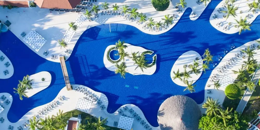Piscina desde el aire